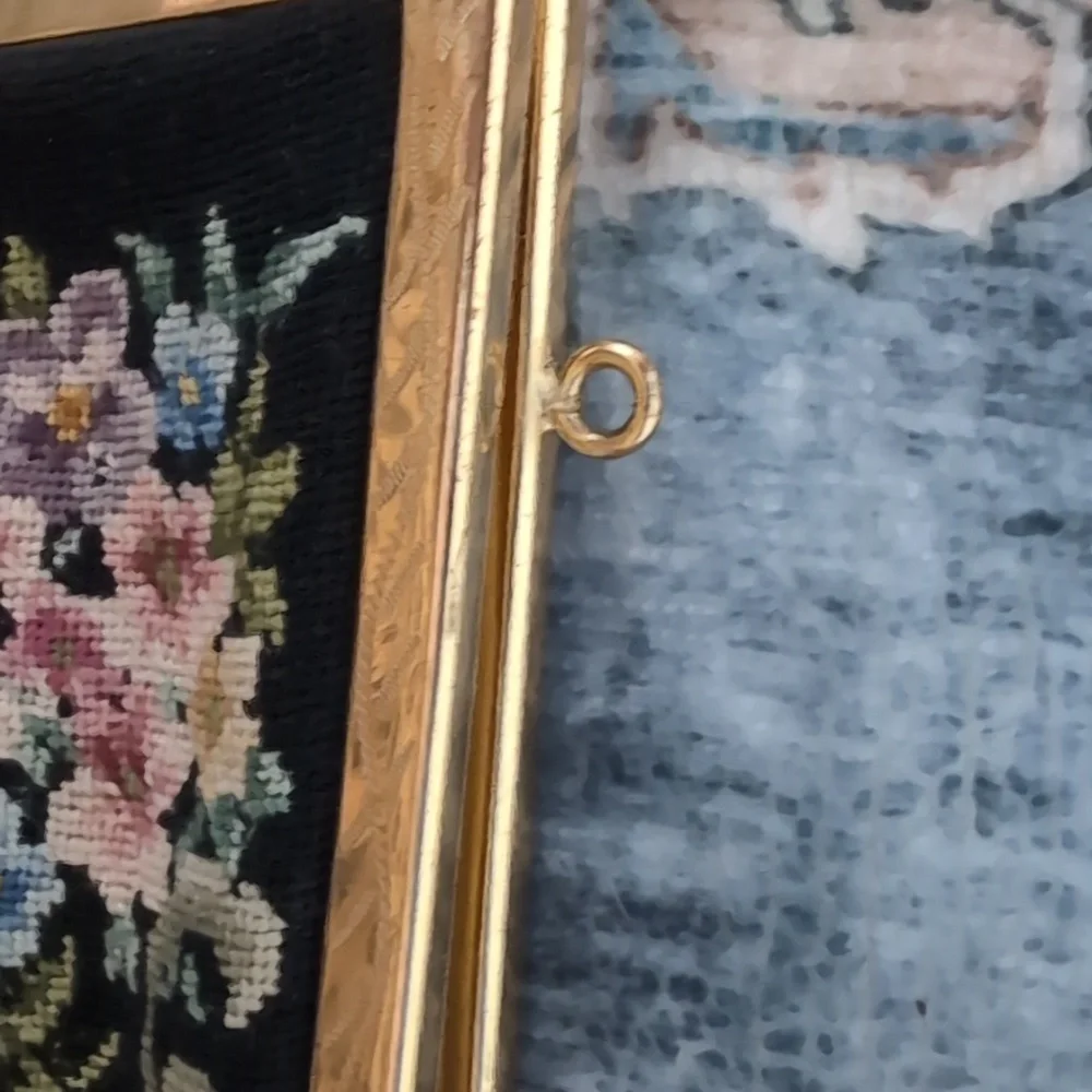 Vintage brocade floral bag - Picture 5 of 8